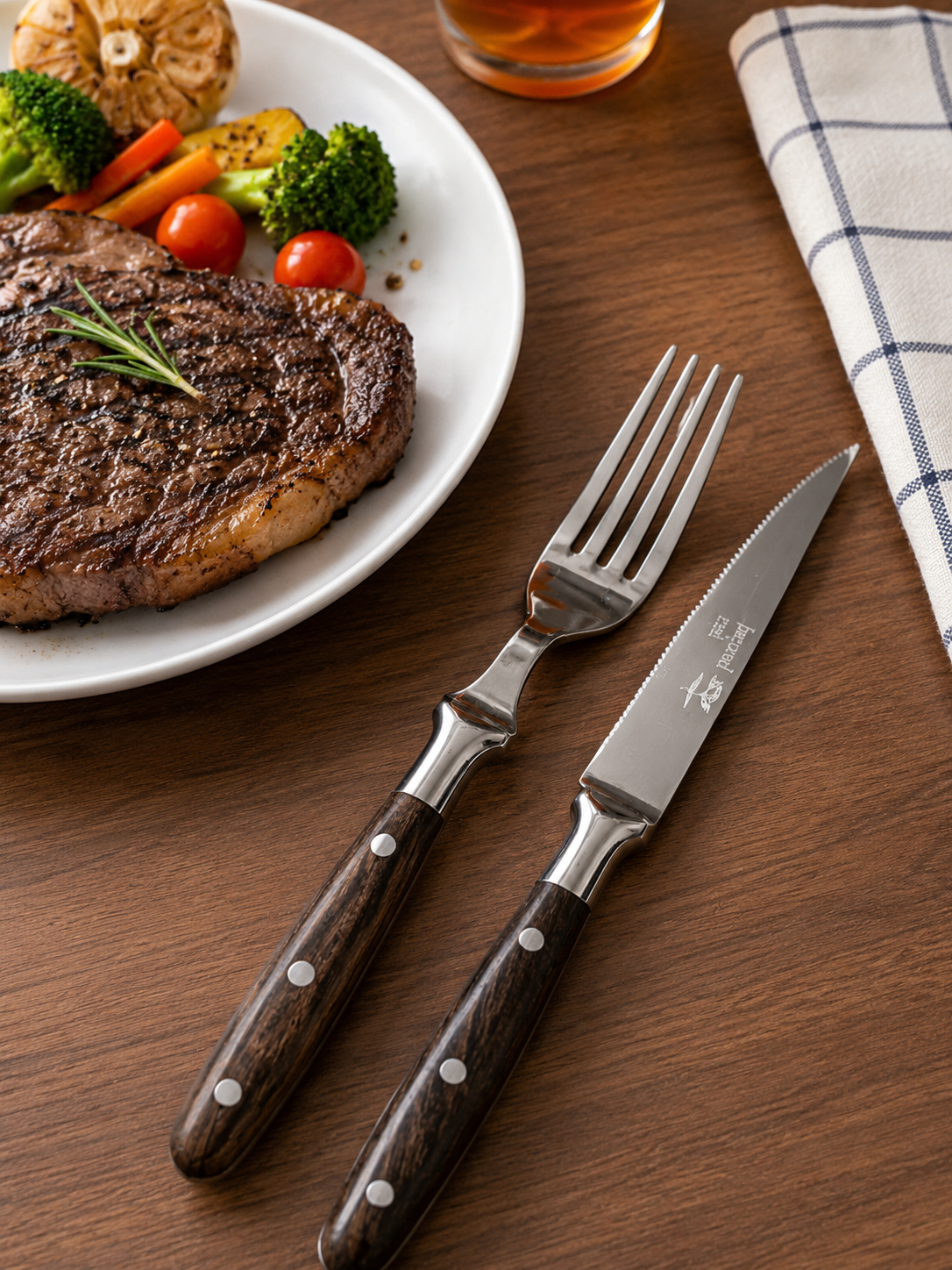 Premium Steak Knife With Serrated Blade & Fork Set