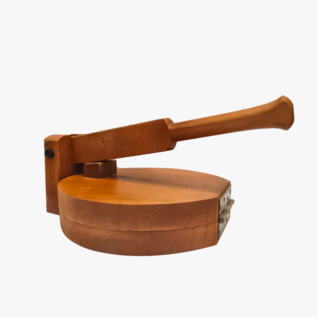 High Quality Manual Press Wooden Roti Maker